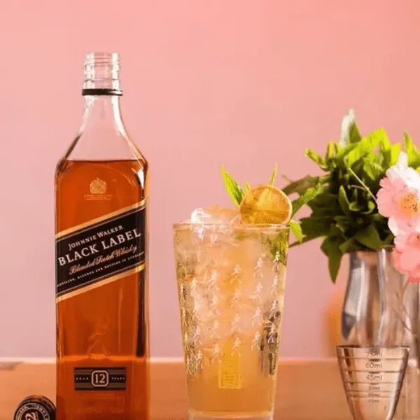 Whisky Escocês Black Label 12 Anos - 1L - Imagem 3