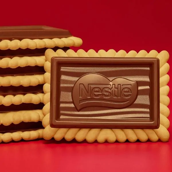 Biscoito Nestlé Cobertura Chocolate Chocobiscuit - 78gr - Imagem 2