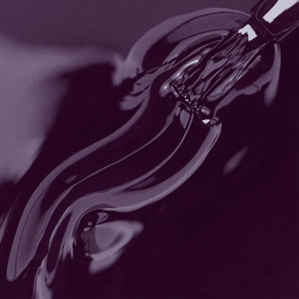 Esmalte Risqué Vinho Cremoso Rainha Pista Toda - 8ml - Imagem 4